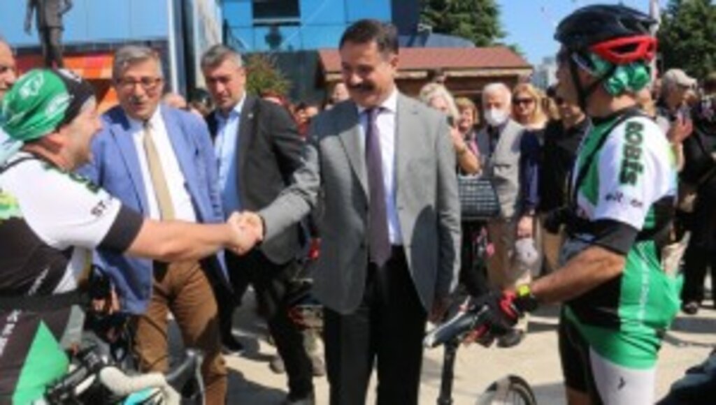 Başkan Deveci: “Ata toprağından yetişen çiçeğe gözümüz gibi bakacağız”