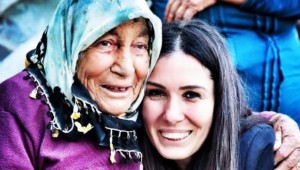 Çiğdem Karaaslan''İnancımızda, kutsal bir vazife olan anneliğin toplum ve devlet hayatımızda mertebesi yücedir.''