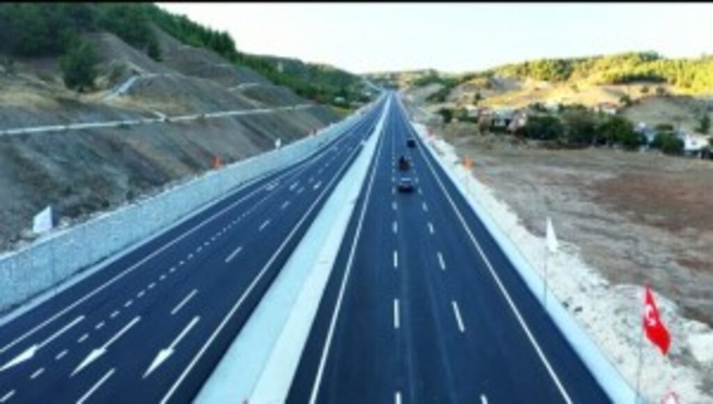 KAHRAMANMARAŞ-GÖKSUN YOLU İLE SEYAHAT SÜRESİ 39 DAKİKA KISALDI