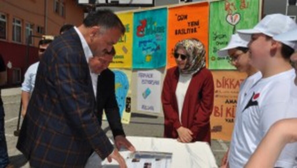 Salıpazarı’nda 4006 Tübitak Bilim Fuarı Açıldı