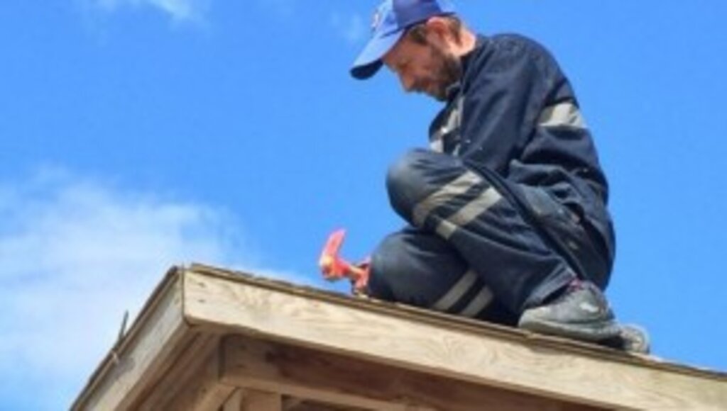 Cankurtaran kulelerinde yaz bakımı