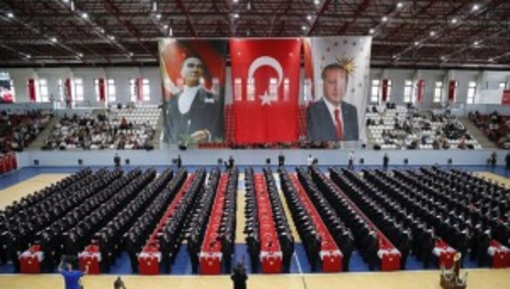 İstanbul'da 499 Kadın Polis Memuru Mezuniyet Sevinci Yaşadı