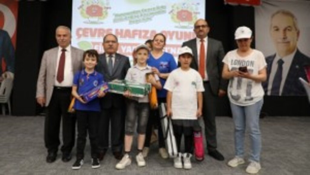 OKULLAR ARASI ÖDÜLLÜ ÇEVRE HAFIZA OYUN’UNUN GALİBİ KAAN DEMİR OLDU