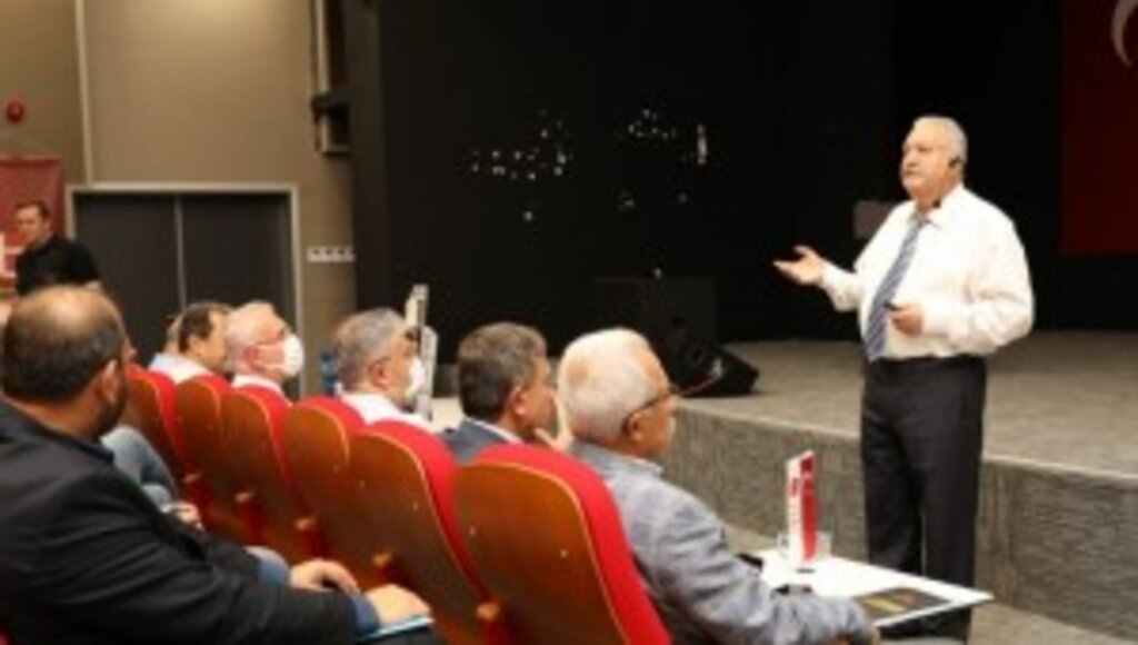 BELEDİYE BAŞKANLARI BİRLİĞİ’NDEN İLKADIM BELEDİYESİ ÇALIŞANLARINA EĞİTİM SEMİNERİ