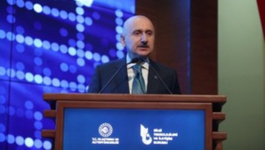 BU YILIN İLK ÇEYREĞİNDE HABERLEŞME SEKTÖRÜ YÜZDE 21 BÜYÜDÜ