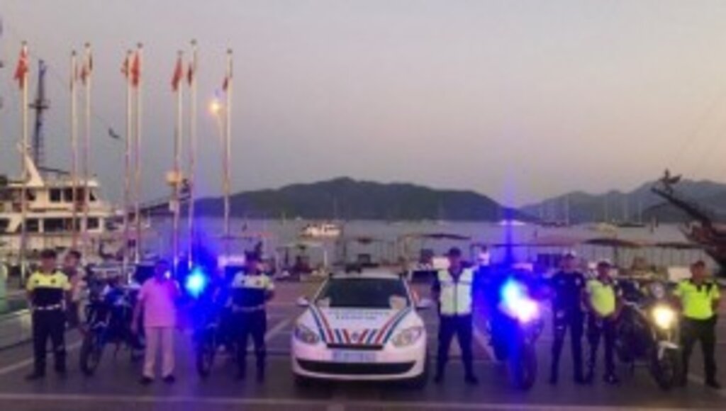Jandarma, Marmaris'te Emniyet Kemerinin Önemini Anlattı