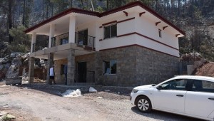 Marmaris'te Geçen Seneki Yangında Zarar Görenler Yeni Evlerine Kavuşuyor