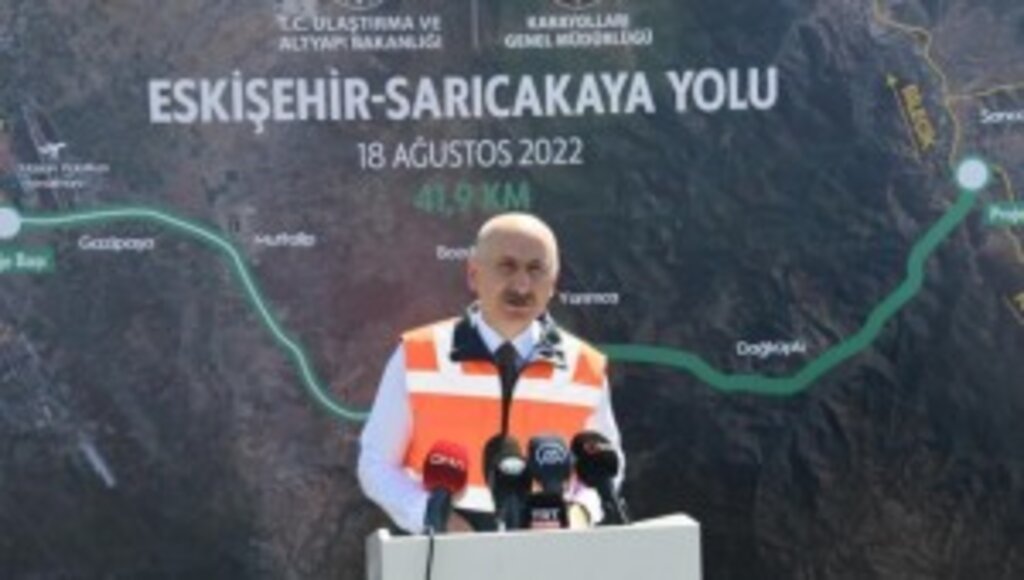 ULAŞTIRMA VE ALTYAPI BAKANI KARAİSMAİLOĞLU: ESKİŞEHİR-SARICAKAYA YOLU’NU 2023’TE HİZMETE AÇACAĞIZ