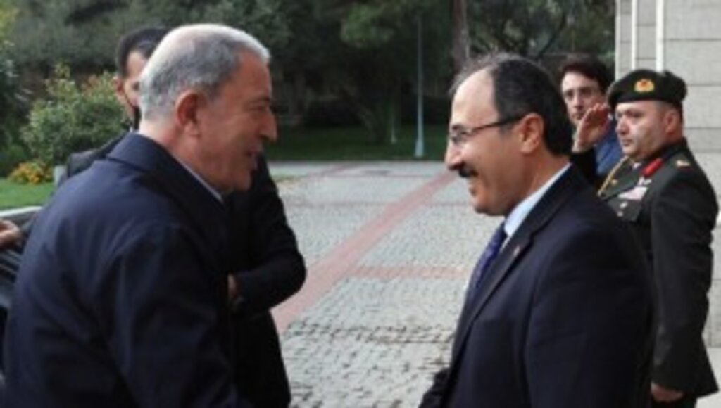 Millî Savunma Bakanı Hulusi Akar ve Beraberindeki TSK Komuta Kademesi, Bakü Büyükelçiliğimizi Ziyaret Etti