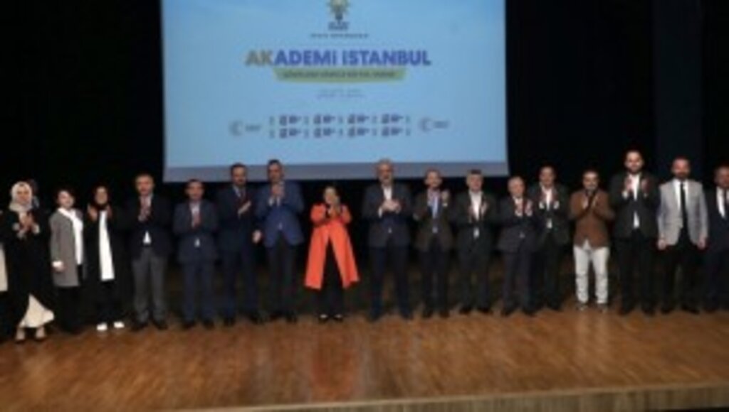 AK PARTİ İSTANBUL’DAN TEŞKİLATA ‘TÜRKİYE YÜZYILI’ EĞİTİMİ