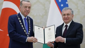 Cumhurbaşkanı Erdoğan’a Özbekistan’da Yüksek Düzeyli İmam Buhari Nişanı takdim edildi