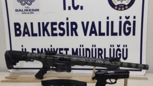 Balıkesir'de 'Huzur' Operasyonu: 302 Şüpheliden 111'i Tutuklandı