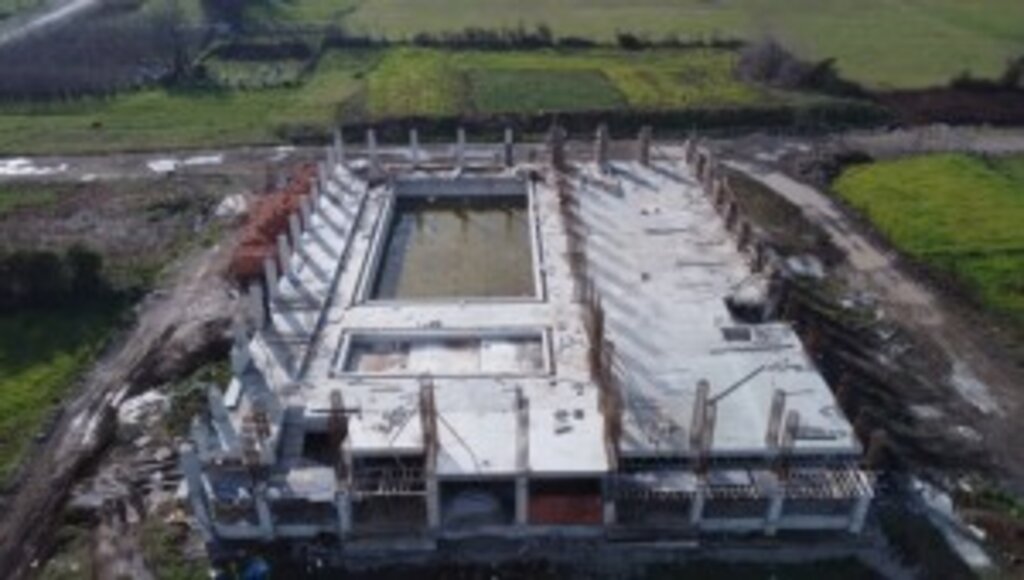  Tekkeköy kapal? yï¿½zme havuzuna kavu?uyor