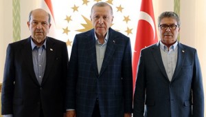 Cumhurbaşkanı Erdoğan, KKTC Cumhurbaşkanı Tatar ve KKTC Başbakanı Üstel ile bir araya geldi