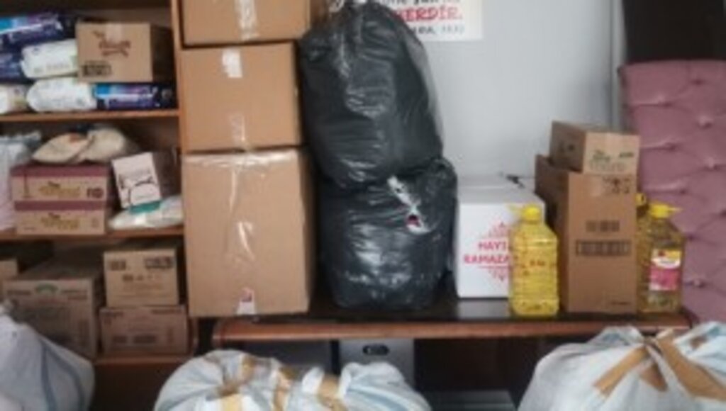 Tekkeköy’den afet bölgelerine yardım köprüsü