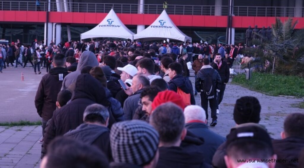Başkan Togar Samsunspor taraftarına iftar verdi