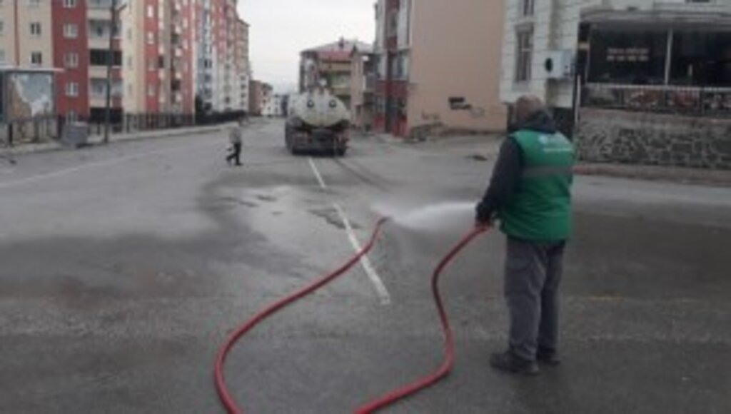 Canik’te Cadde ve Sokaklarda Yoğun Mesai 