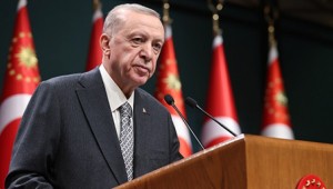 Cumhurbaşkanı Erdoğan: “Milletimizin bu zor günlerde gösterdiği tarihî dayanışma geleceğimize daha güvenle bakmamızı sağlamıştır”