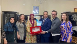 Giresun Valisi ve Eşinden Şehit Ailesine Anlamlı Ziyaret!