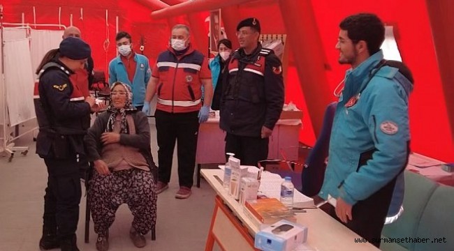 Hasta Depremzedenin İmdadına Jandarma Yetişti