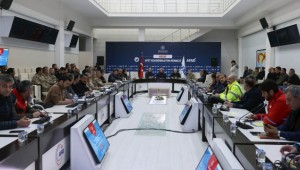 Hatay’daki Afet Koordinasyon Merkezi’nde Millî Savunma Bakanı Hulusi Akar Başkanlığında Toplantı Gerçekleştirildi