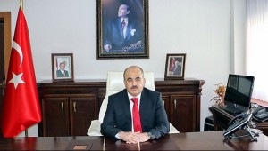 Samsun Valisi Doç. Dr. Zülkif Dağlı: 