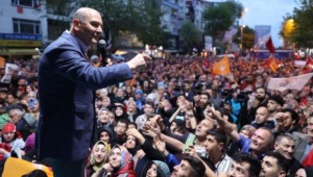Bakan Soylu: ‘Selo’ya, Apo’ya özgürlük’ diye bağırdılar, o da onlara el salladı