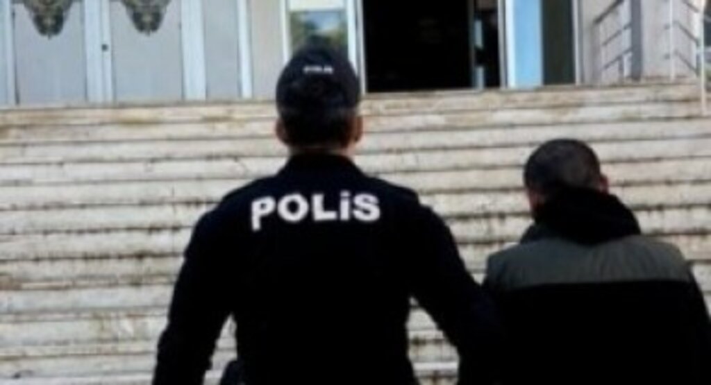 30 kişiyi yüksek kar vaadiyle dolandıran şüpheli yakalandı