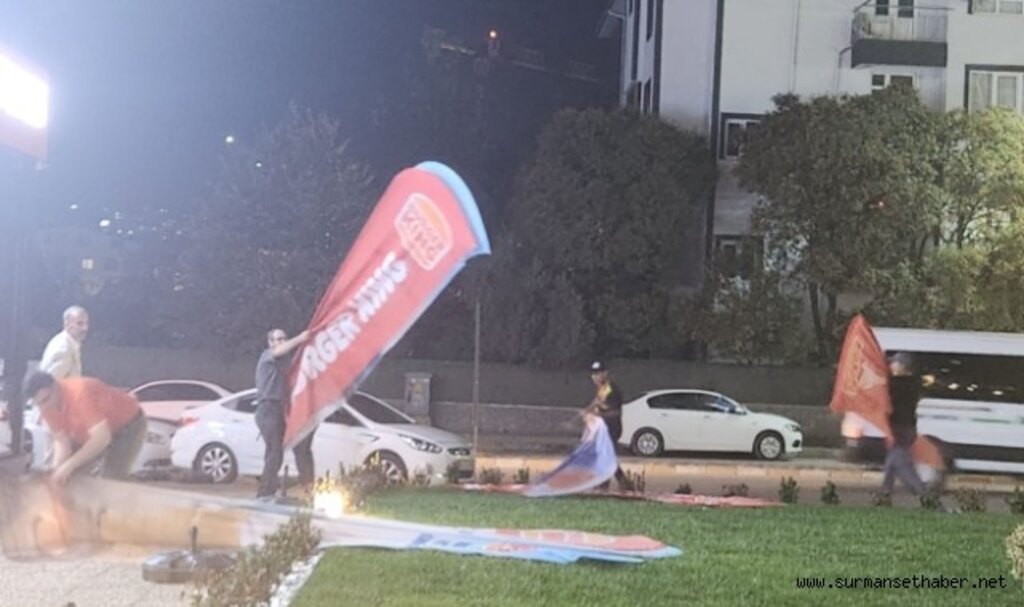 Burger King bayrakları Darıca’da indirildi