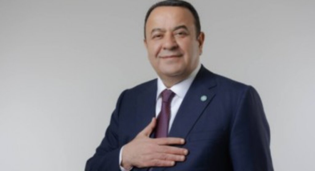 İYİ Parti'de İstifalar Devam Ediyor. Ankara Milletvekili Adnan Beker Partisinden İstifa Etti