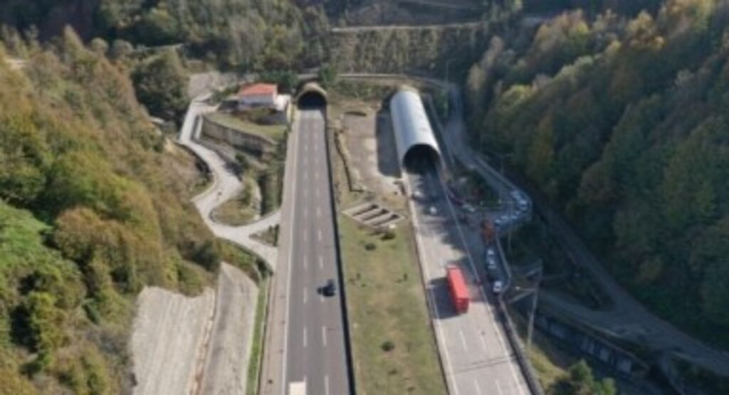 Yenilenen Bolu Dağı Tüneli hizmete girdi