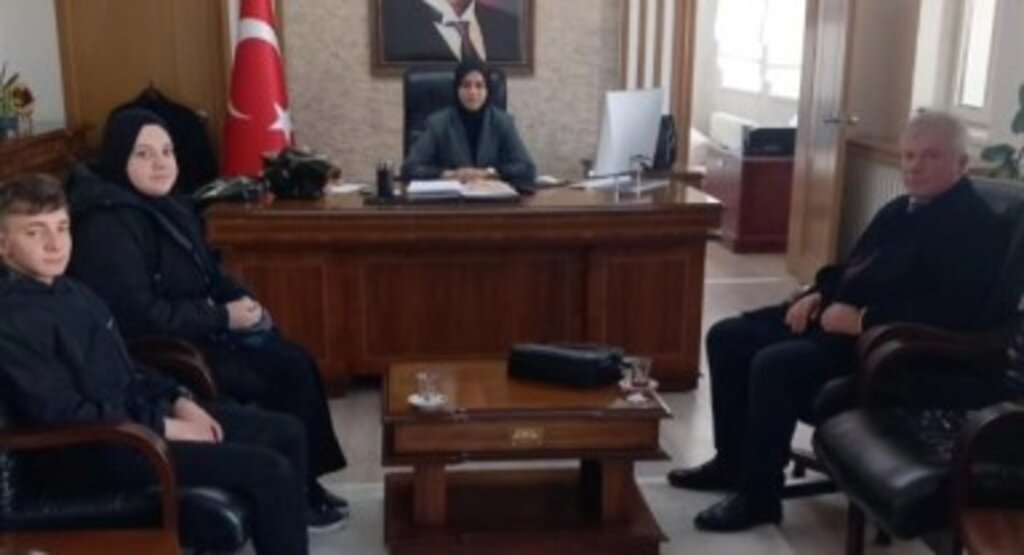 Nurettin Köseoğlu Ladik Kaymakamı Merve Kartal'ı Ziyaret Etti