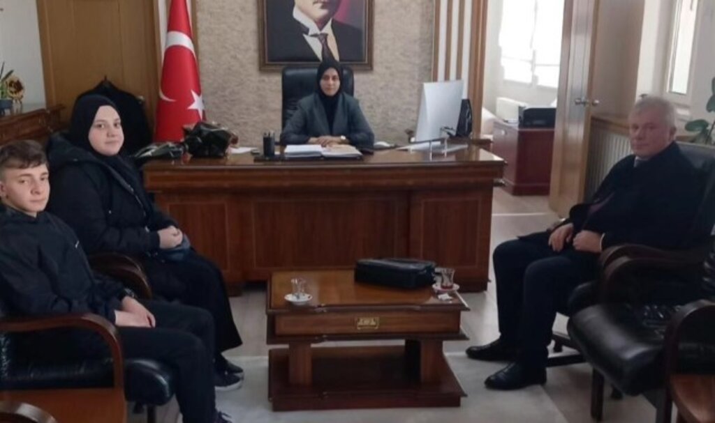 Nurettin Köseoğlu Ladik Kaymakamı Merve Kartal'ı Ziyaret Etti