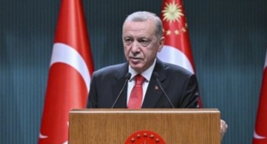 Cumhurbaşkanı Erdoğan: CHP’de herkes bir köşe kapma peşinde