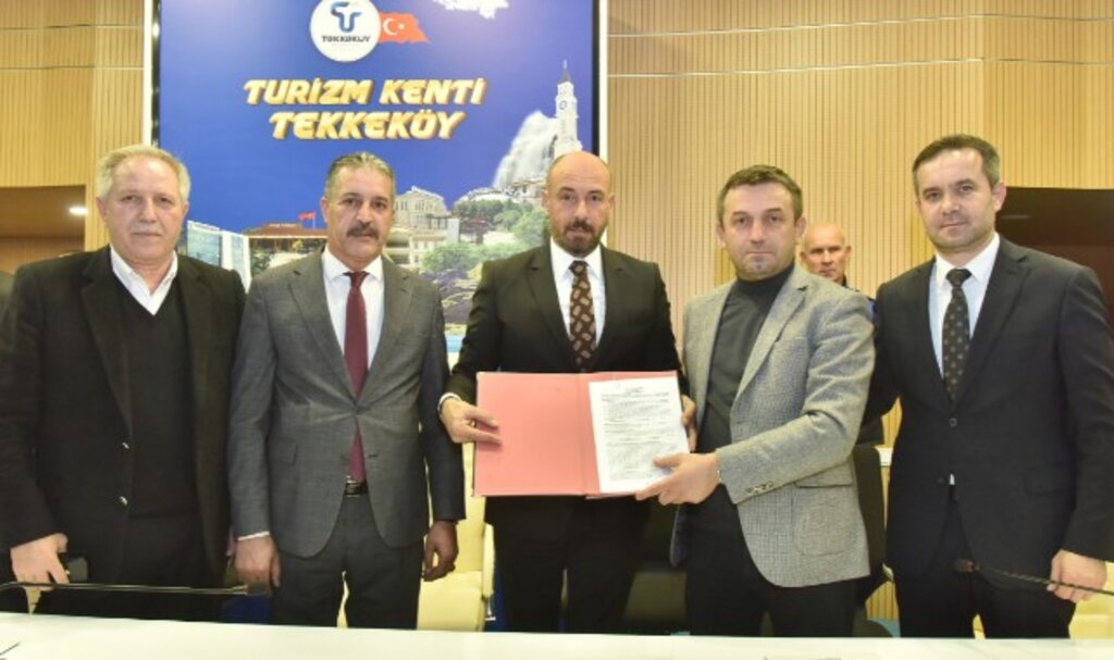 Tekkeköy’de işçiler bayram etti