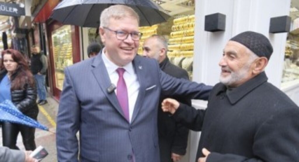 Adem Güney: ''Eli Sopalı, Gardiyan Belediyecilik Yapmayacağız.''