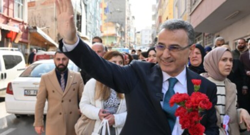 İhsan Kurnaz İlkadım için planladığı projelerle ilgili ipuçları verdi.