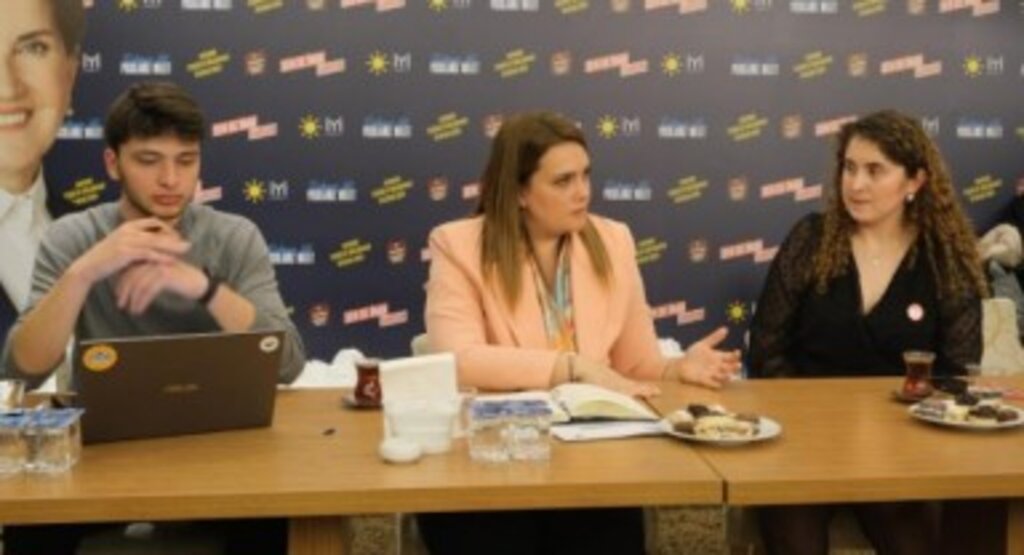 İmren Nilay Tüfekci: ''Öğrencilere 8.000 TL Burs Desteği Vereceğiz.''