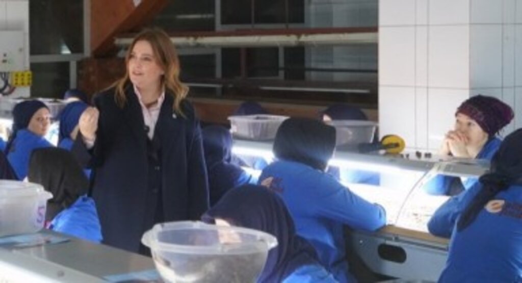 İmren Nilay Tüfekci: ''Termenin Yakasından Düşün.''