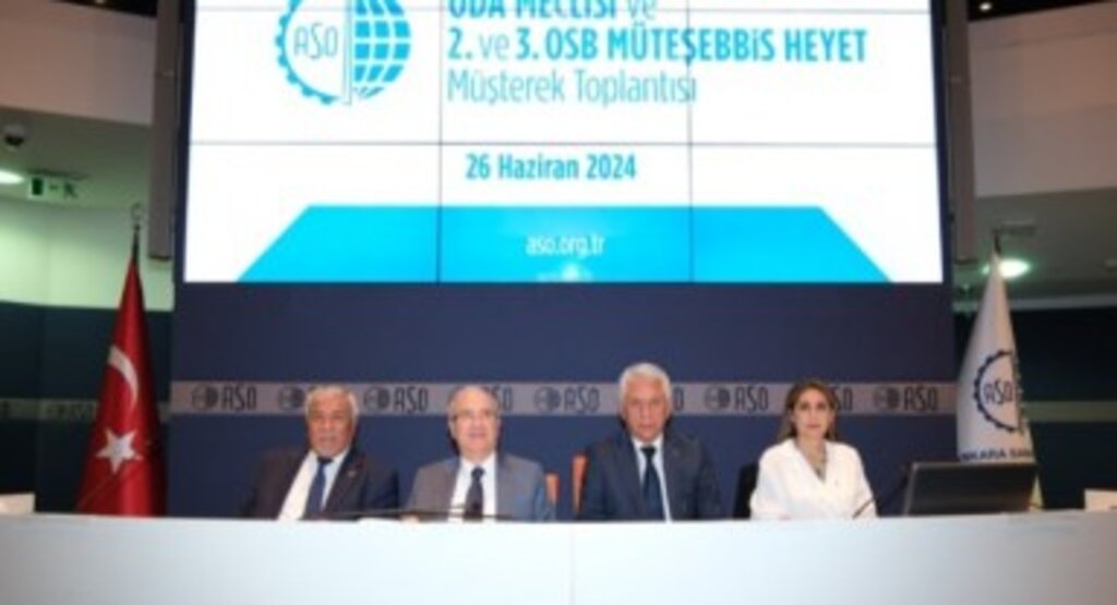 “Enflasyonu düşürebilmek için sıkı para politikasından taviz vermemeliyiz”