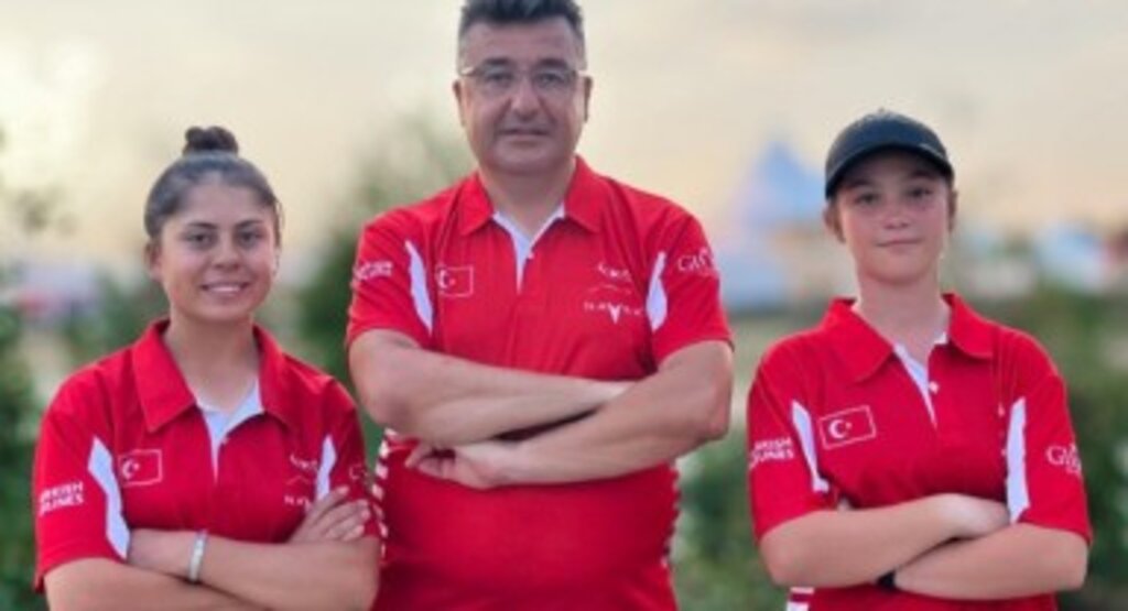 Avrupa Gençler Okçuluk Şampiyonası'na Büyükşehir Okçuları Damga Vurdu