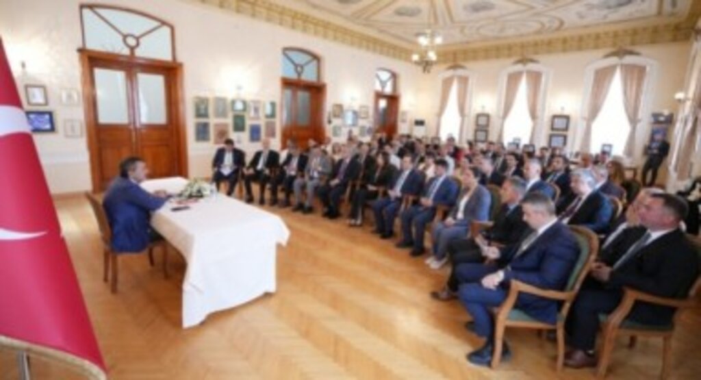 Bakan Tekin, İstanbul’da okul müdürleri ile buluştu