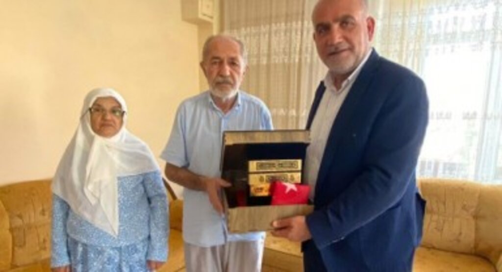 Başkan İbrahim Sandıkçı'dan Hacılara Ziyaret