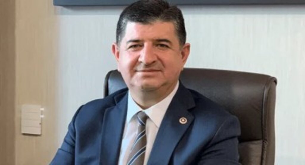 Chp'li Av. Cavit Arı; 