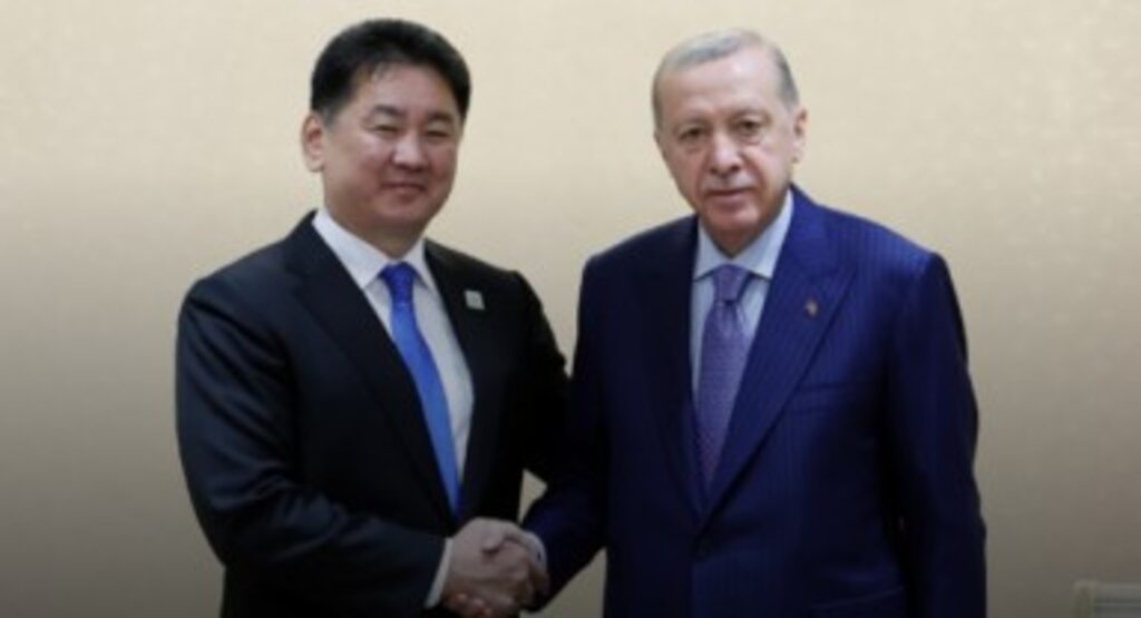 Cumhurbaşkanı Erdoğan, Kazakistan’da ikili temasları sürdürüyor