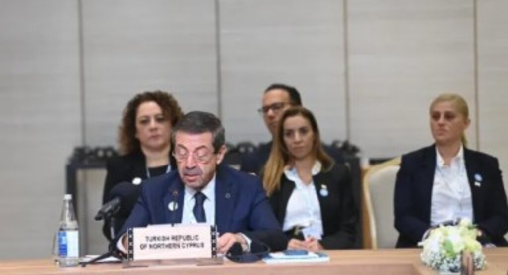 Ertuğruloğlu, TDT Gayriresmi Dışişleri Bakanları Konseyi toplantısında konuştu