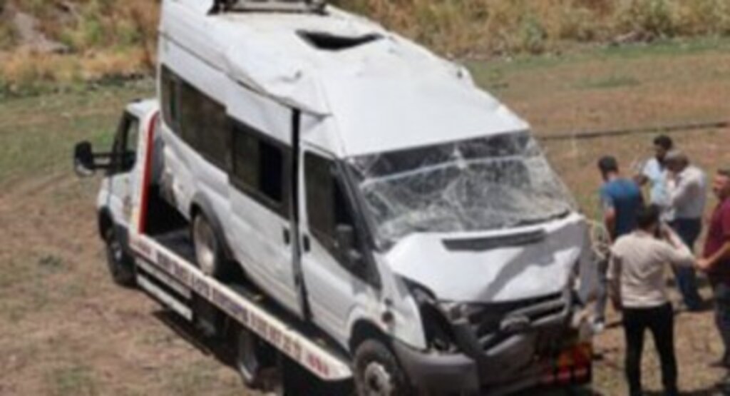 Feci kaza: 13 Yaralı