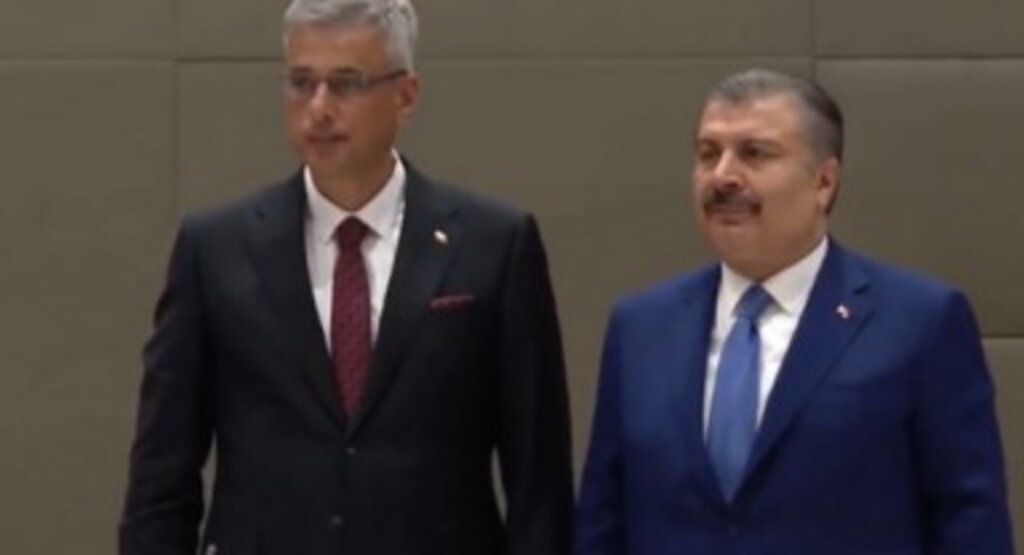 Koca, görevini Kemal Memişoğlu’na devretti