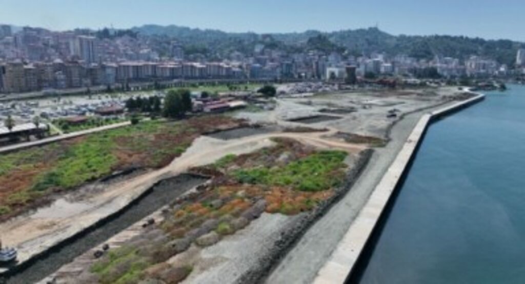 Rize Millet Bahçesi’nde üst yapı çalışmaları başladı