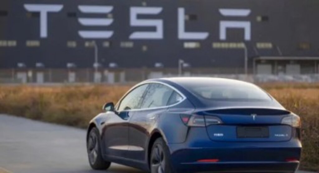 Tesla araçlarını geri çağıracak